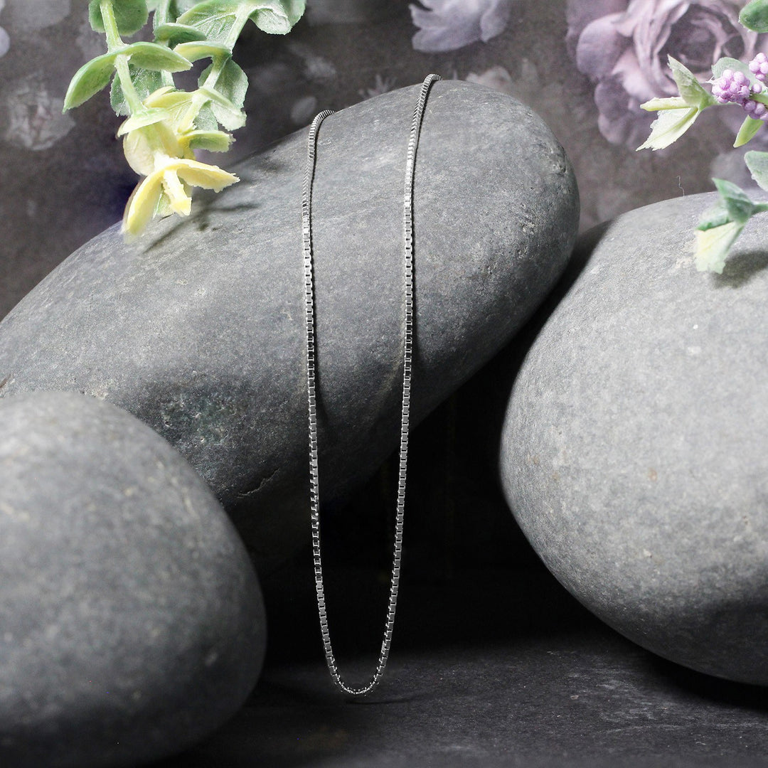 14k White Gold Classic Box Chain (0.85 mm)