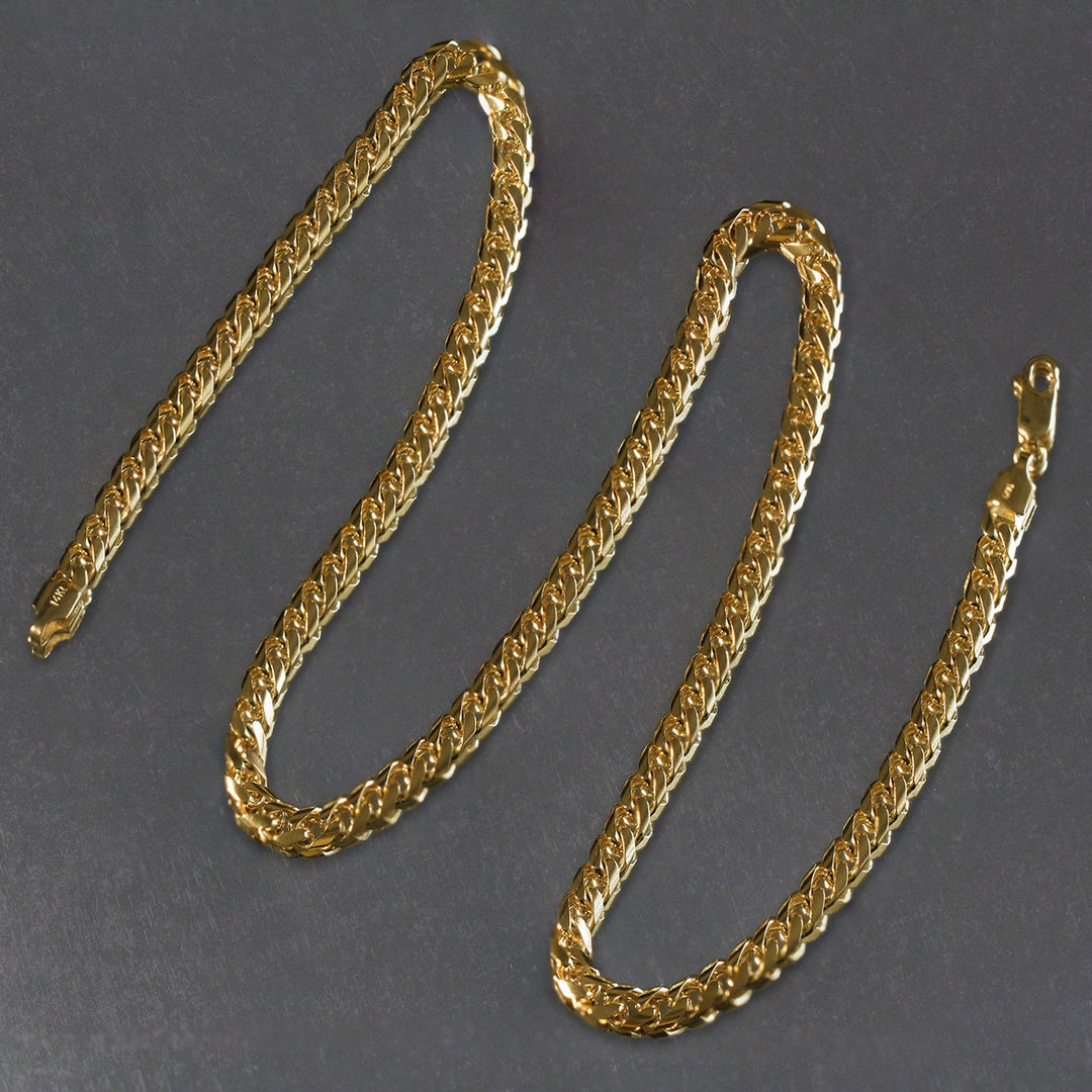 14k Yellow Gold Lite Figaro Chain (6.60 mm)