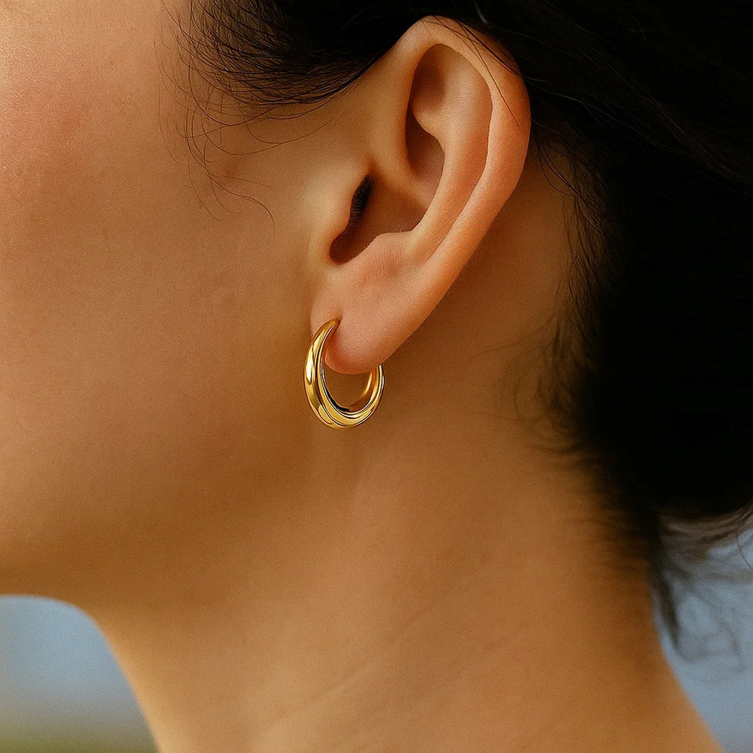 14k Yellow Gold Oval Hoop Earrings(5x20mm)